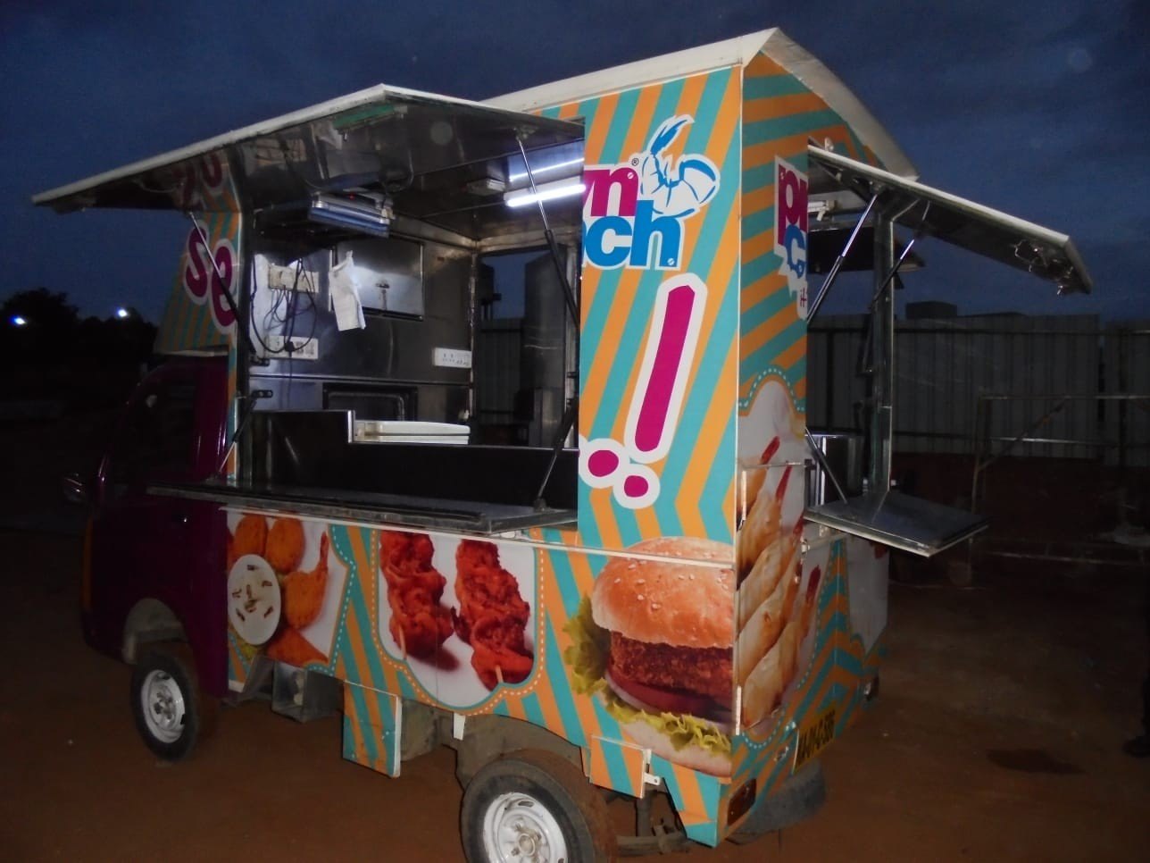 Food Court On Wheels